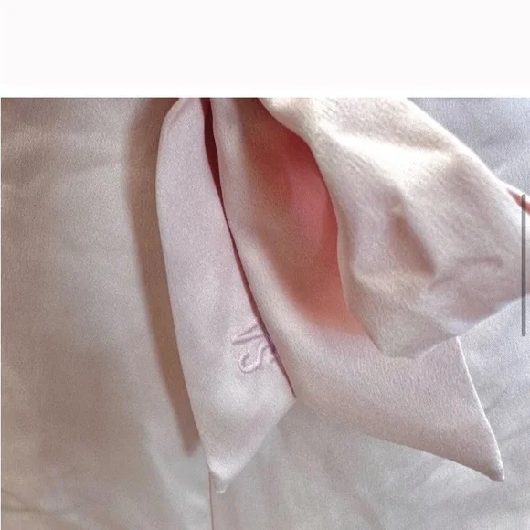 NWOT Satiny Soft Victorias Secret Romper - Picture 3 of 7